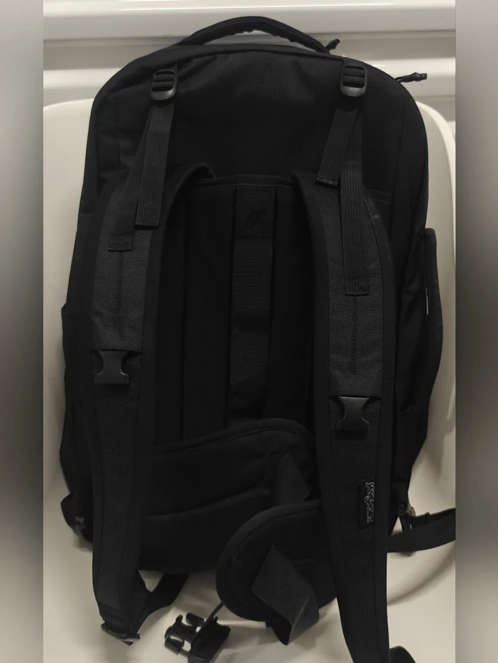 JanSport Venture Pack Travel Backpack Black Compression Straps Hip Belt